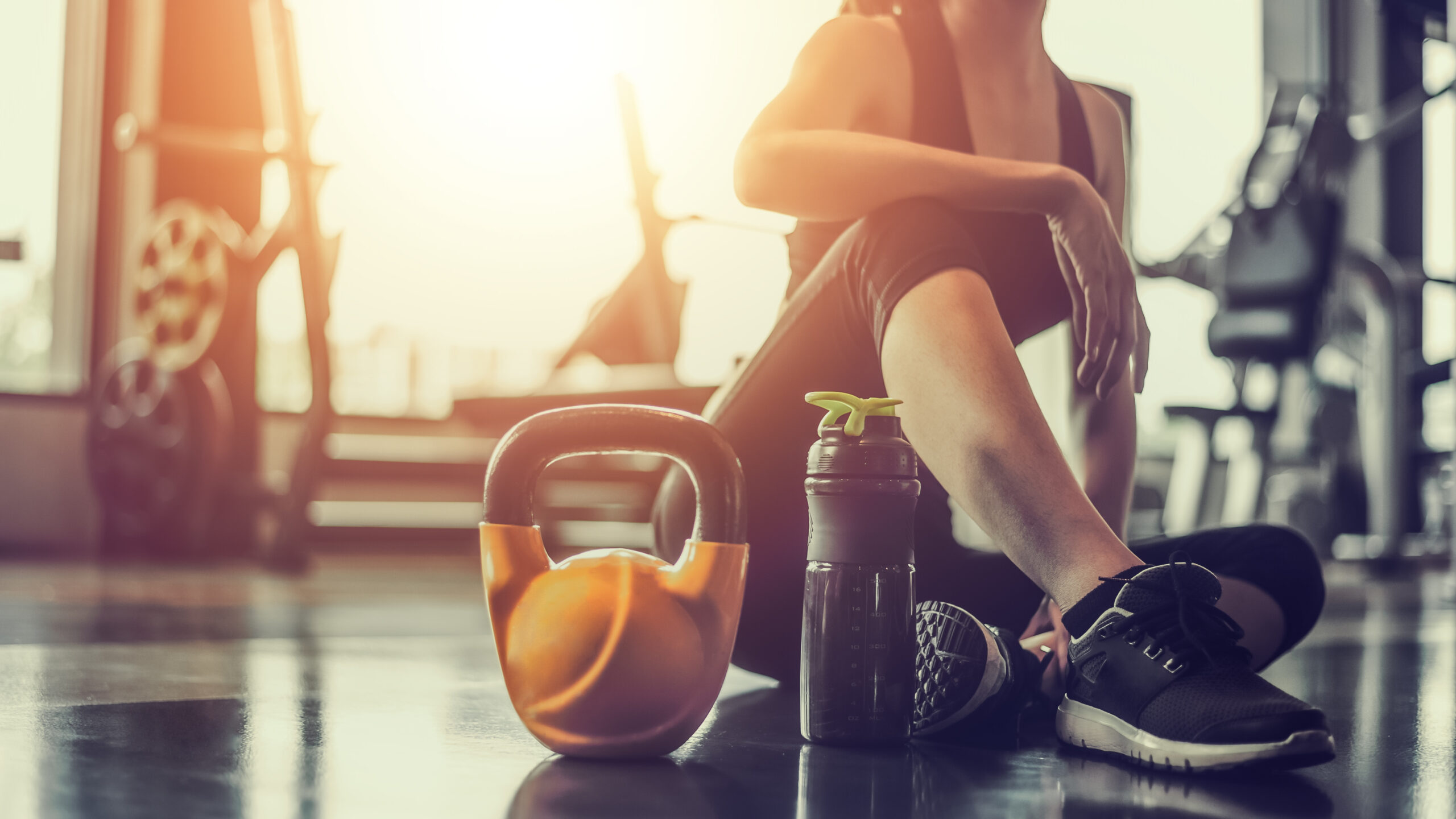 Women in a gym with Kettle Bell