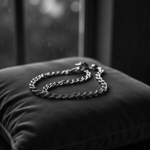 Read more about the article Why We Reach for Jewellery When We Need Comfort