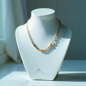 Read more about the article From Grandma to Gen Z: Jewellery That Crosses Generations